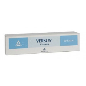 Versus Crema per Dermatite 50 G 3%